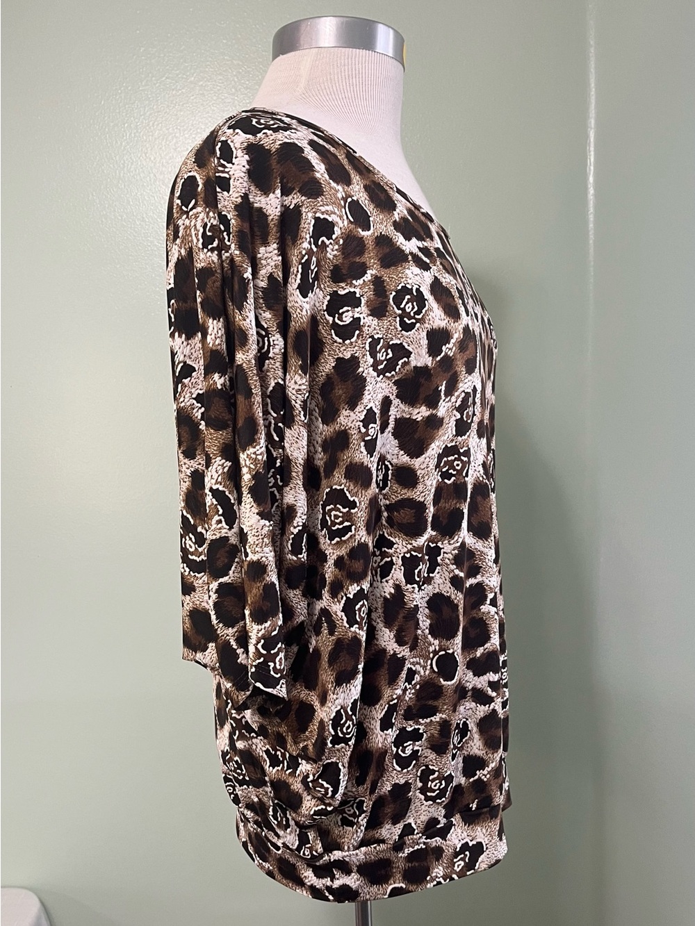 Espresso Women’s Polyester Blouse Animal Print Tunic Top Size XL - Picture 2 of 11